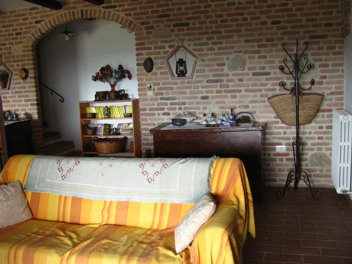 Agriturismo Bacchiocchi Bed and Breakfast Orciano di Pesaro Εξωτερικό φωτογραφία